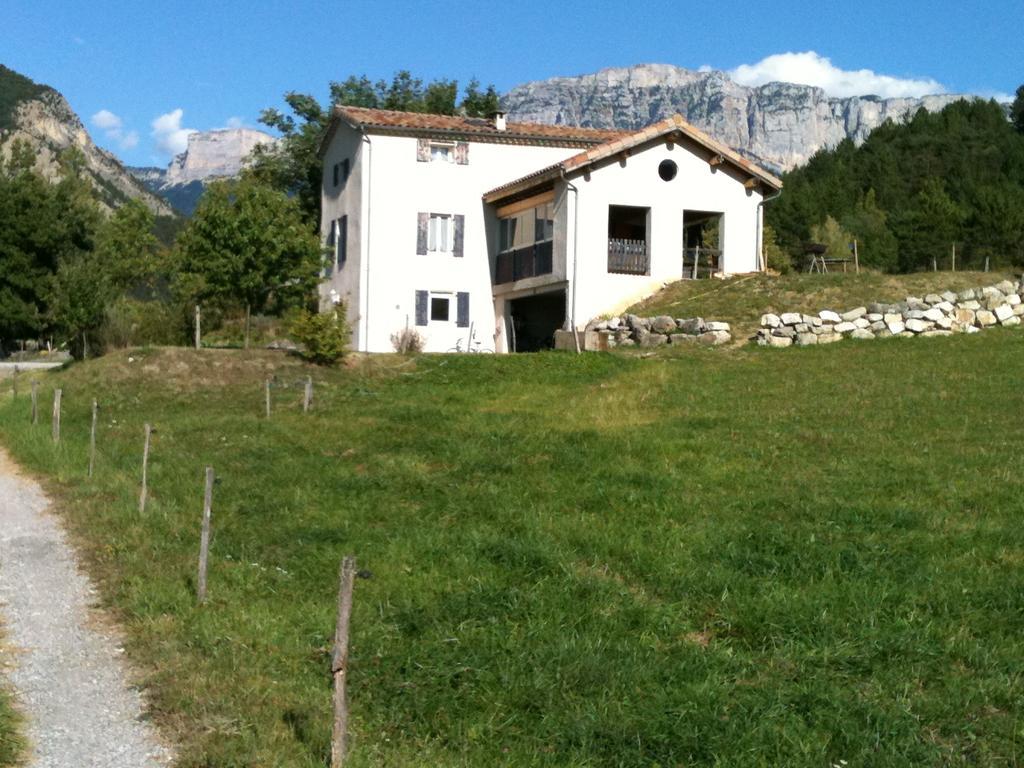 Gite D'Etape D'Aurouses Villa Die Exterior photo